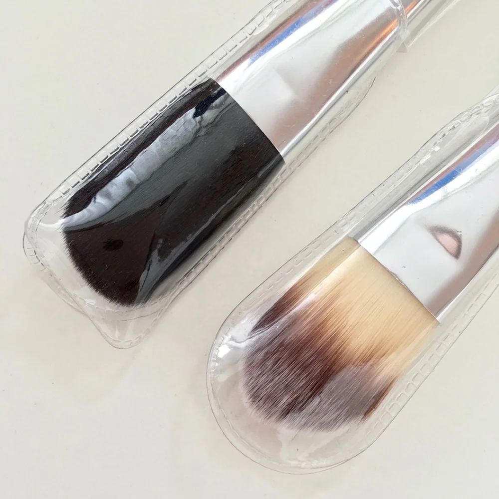$64 VALUE 2 X VASANTI BRUSHES FOUNDATION BRUSH + BLUSH BRUSH NEW IN WRAP